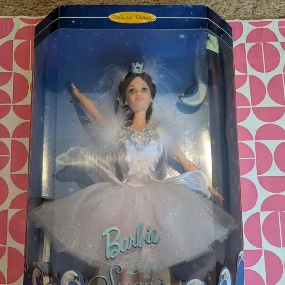 The Swan Queen Barbie Swan Lake Doll Classic Ballet Series Collector 1997 Mattel - Picture 2 of 11